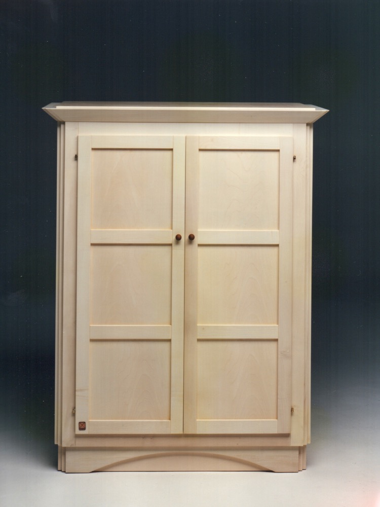 Lacunare Piccola sideboard in maple and briar 1