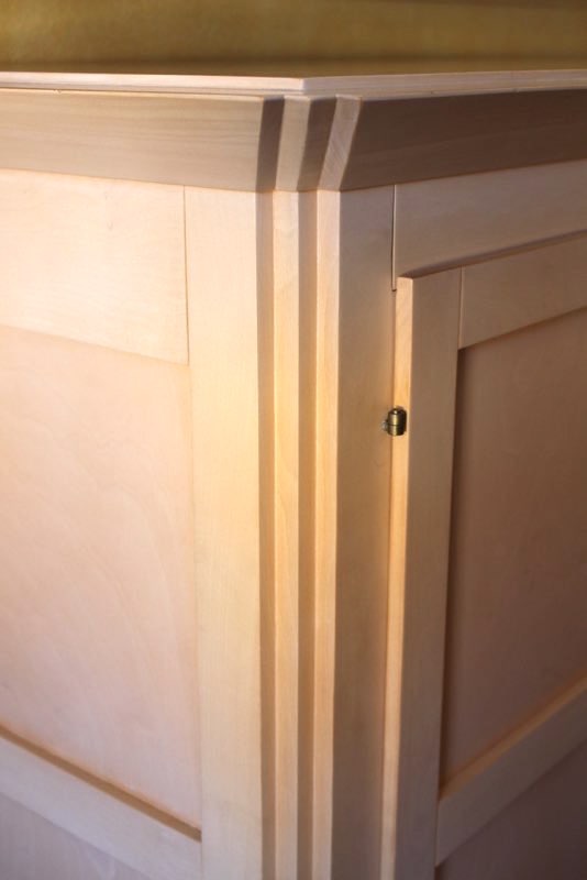 Lacunare Piccola sideboard  in maple and briar 3