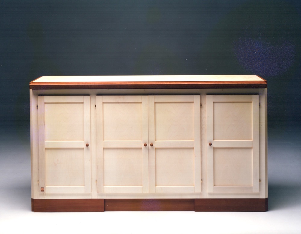 Lacunare Bassa sideboard in maple and pear