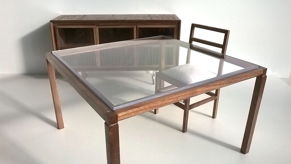 Argo table in walnut 5