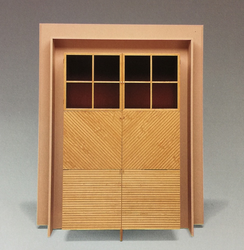 Luigi glass-cupboard large in cherry wood and laquered