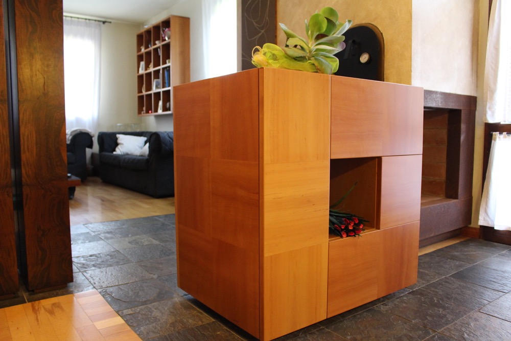 Cubo sideboard in pear 1