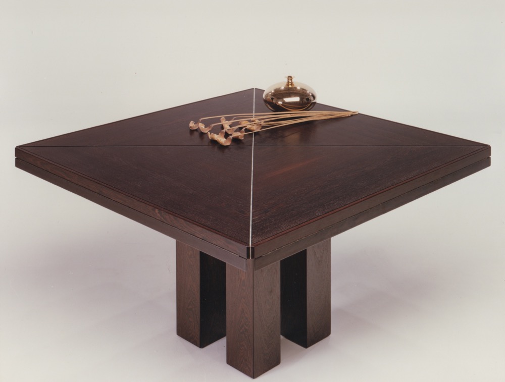 Micene table in oak coloured wengè 4