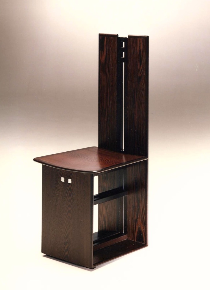 Micene chair in oak coloured wengè 1