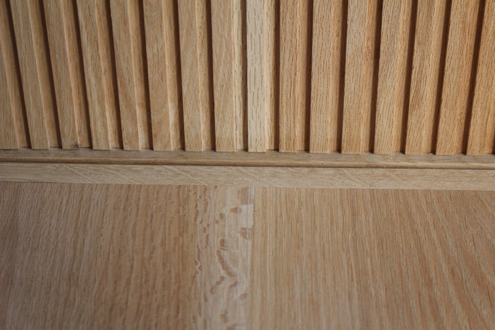 Fuga glass-cupboard in oak 5